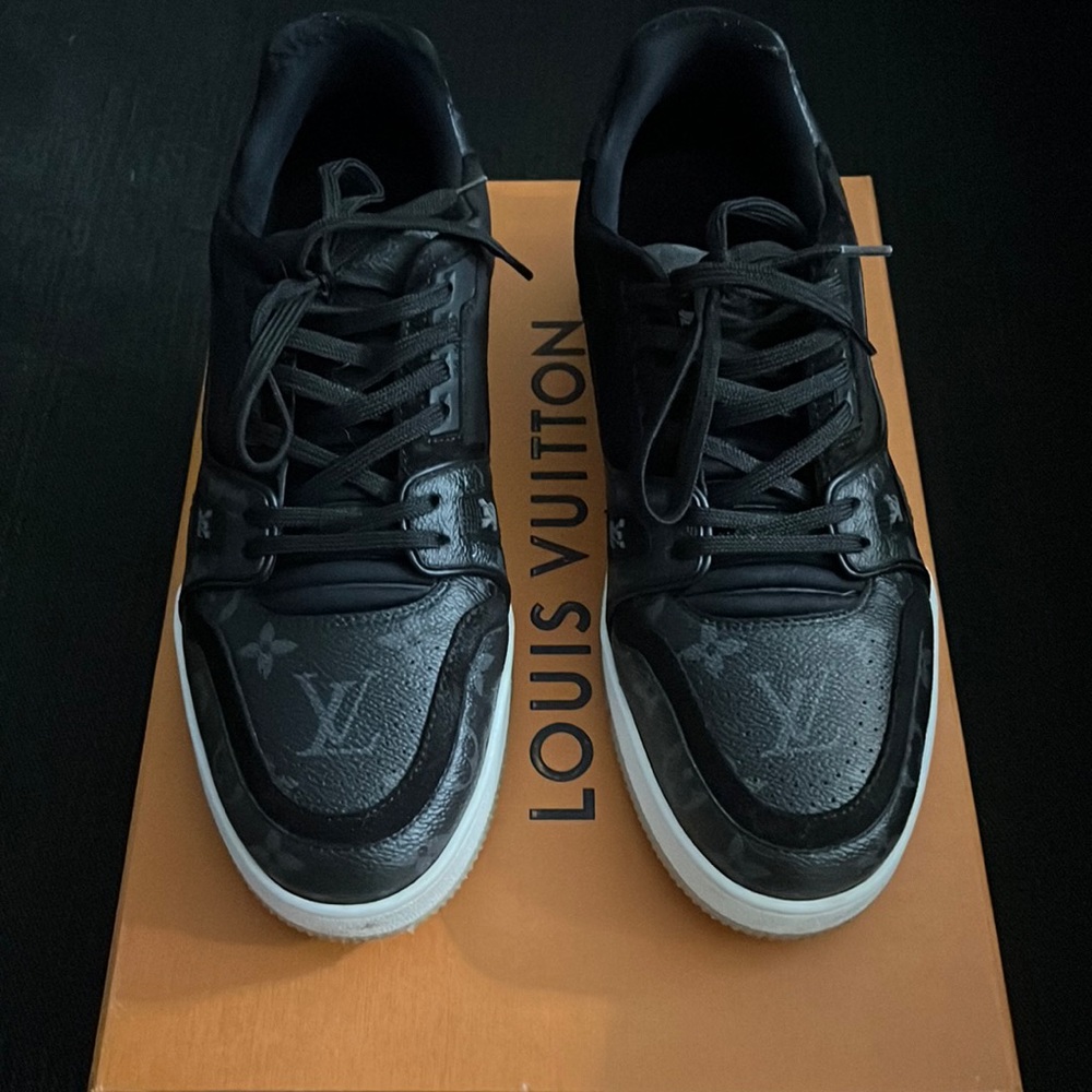 Louis Vuitton Smeakers
